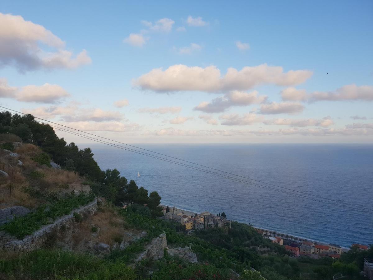 MaglioloCasa Vacanze L'Agrifoglio住宿加早餐旅馆 外观 照片
